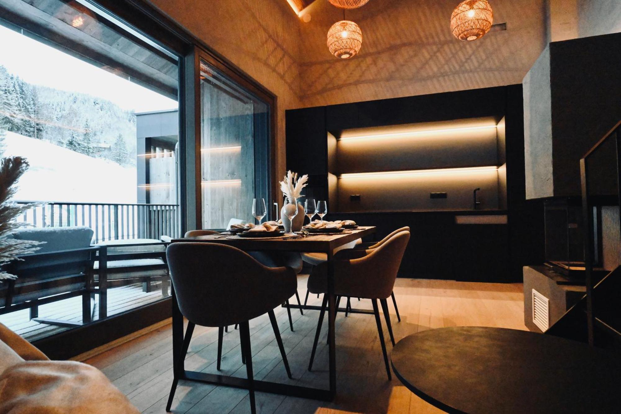 Aloha Suites - Alpin Lodge Haus Haus im Ennstal Dış mekan fotoğraf