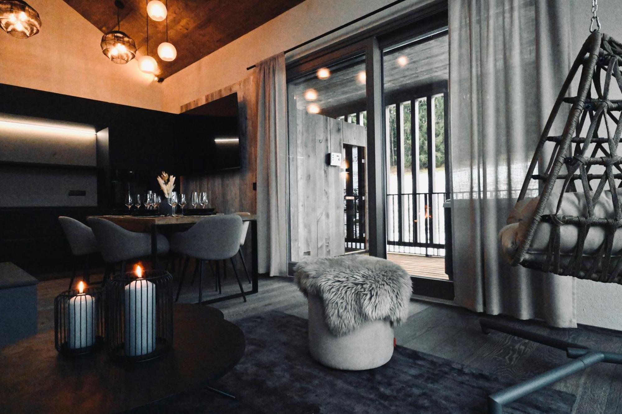 Aloha Suites - Alpin Lodge Haus Haus im Ennstal Dış mekan fotoğraf