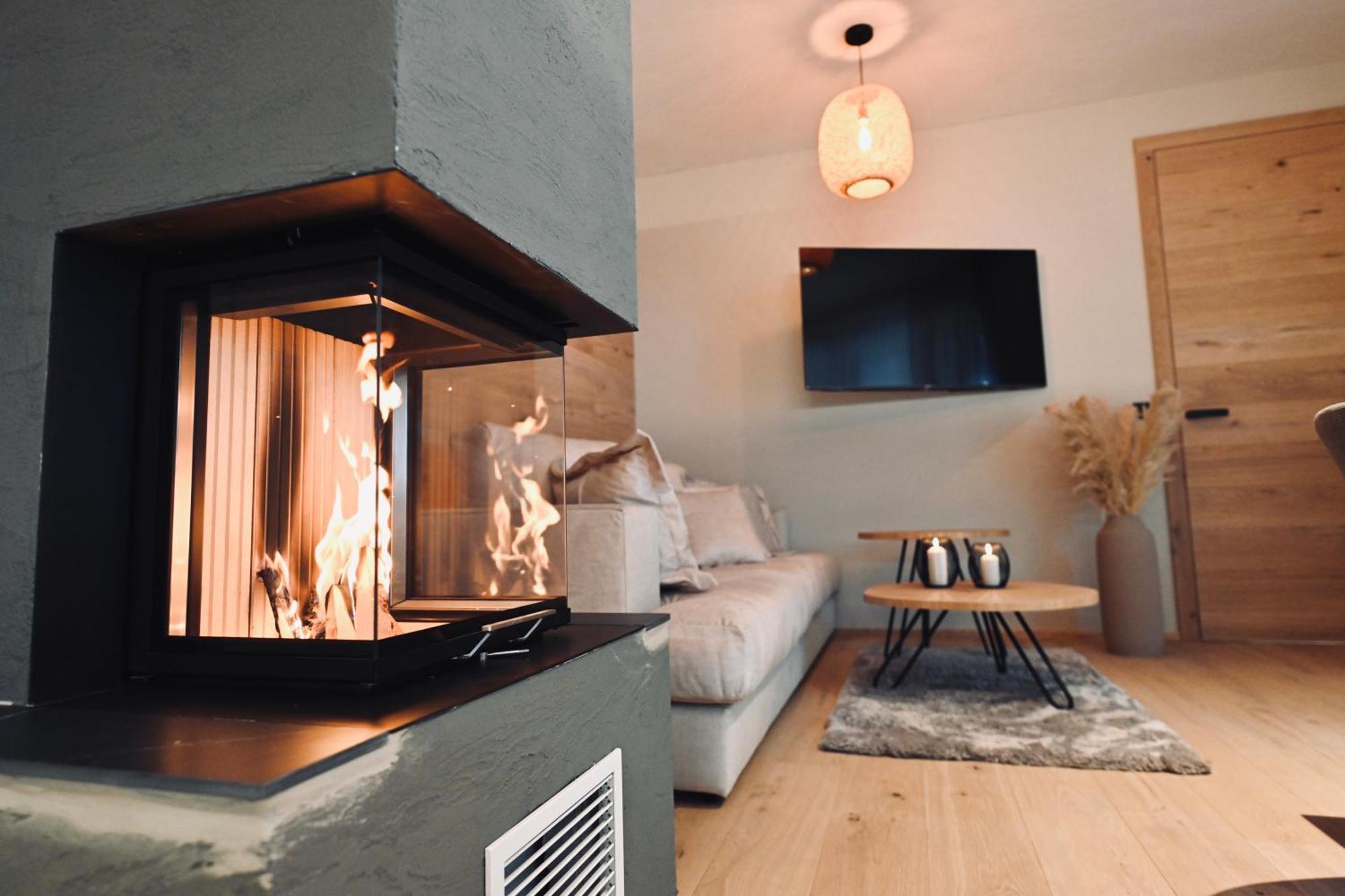 Aloha Suites - Alpin Lodge Haus Haus im Ennstal Dış mekan fotoğraf